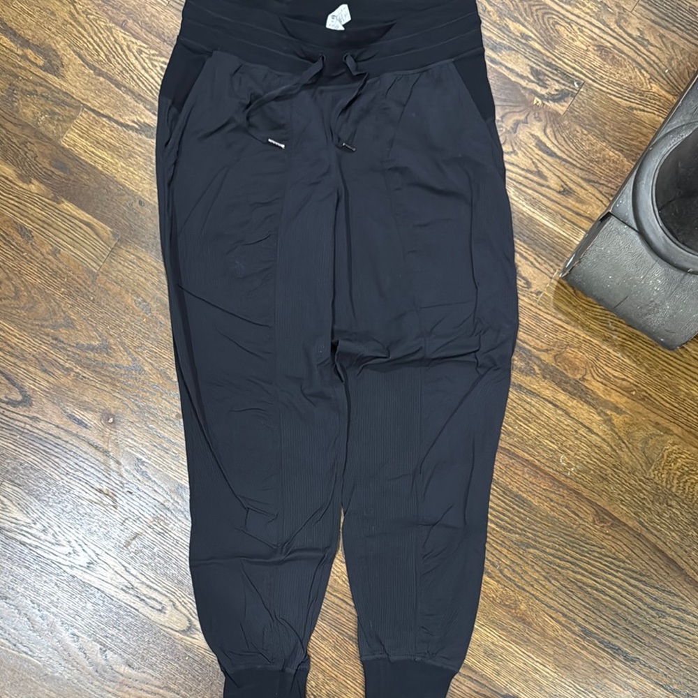 Lululemon athletica Black Dance Studio Jogger Style Pants